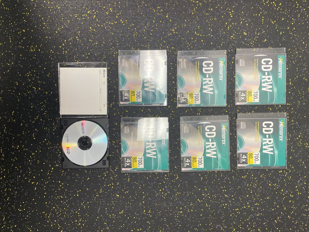 Memorex CD-RW 700 MB 4x Rewritable Compact Disc with Jewel Case
